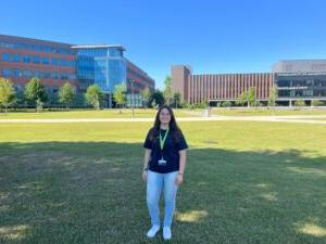 Anne stands in front of Augusta University.